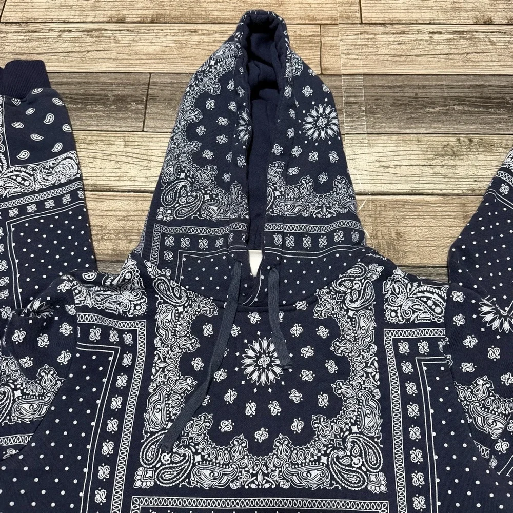 Navy Co Sink Or Swim Bandana Hoodie Men’s S Blue White Pullover Paisley